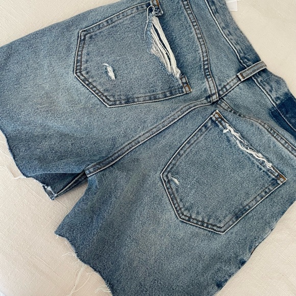 Abercrombie high waisted shorts - Picture 3 of 4